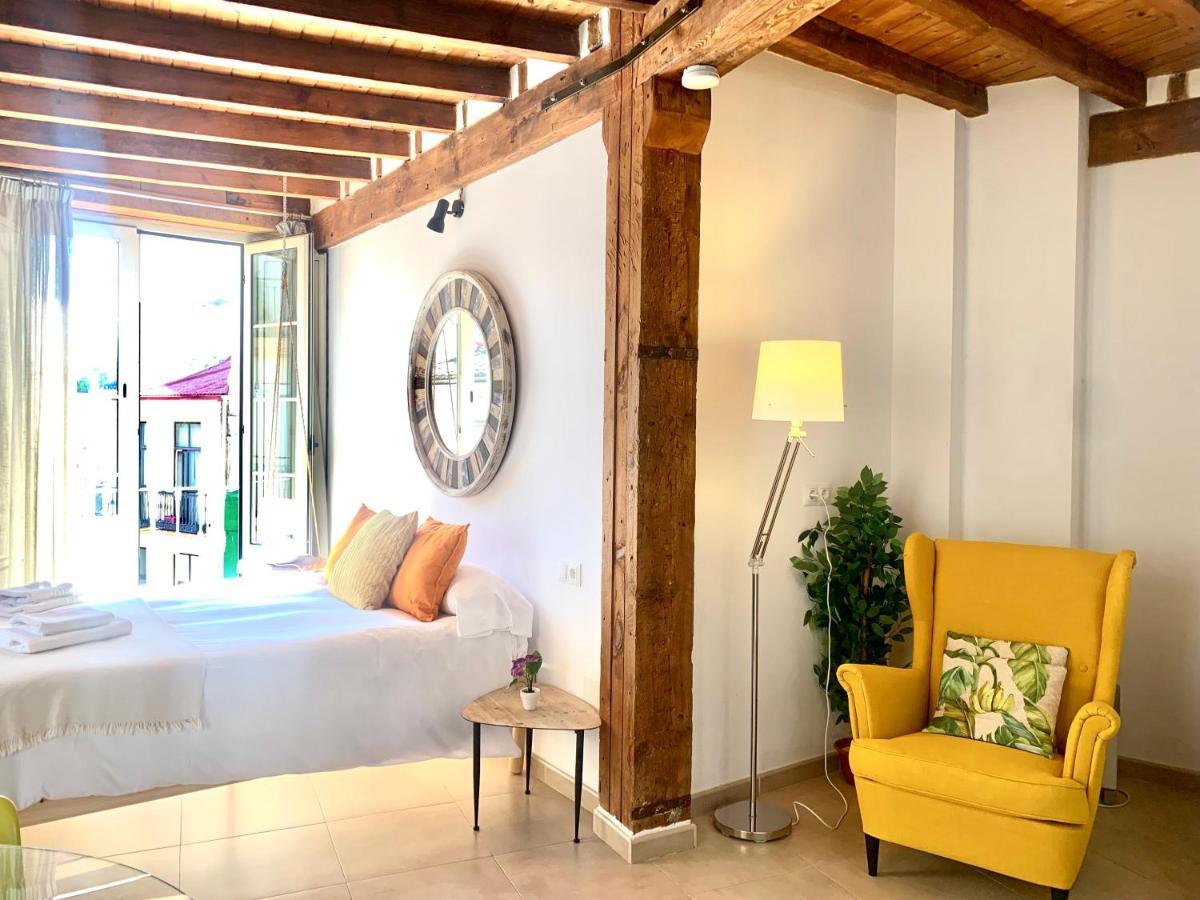 Homely Malaga Loft Gaona Centro Екстериор снимка